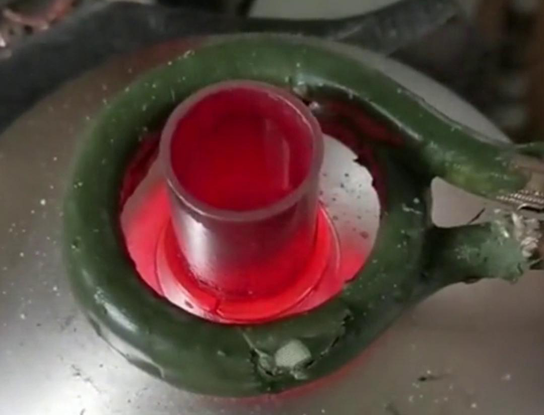 高頻焊機，不單純只是焊接銅管鋁管，還可以焊接不銹鋼鐵更各類異種金屬釬焊